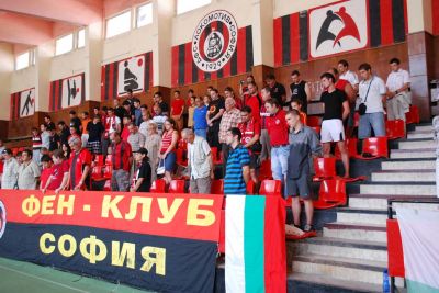 Натиснете за да видите снимката уголемена