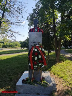 Натиснете за да видите снимката уголемена