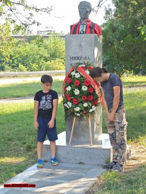 Натиснете за да видите снимката уголемена