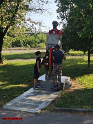 Натиснете за да видите снимката уголемена