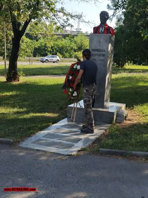 Натиснете за да видите снимката уголемена