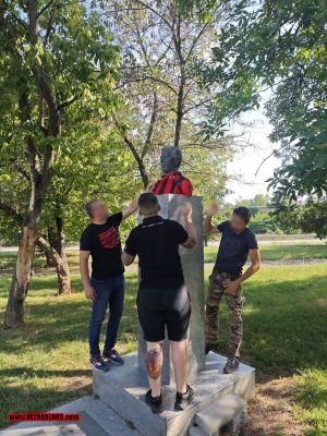 Натиснете за да видите снимката уголемена