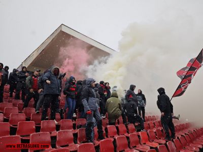 Натиснете за да видите снимката уголемена